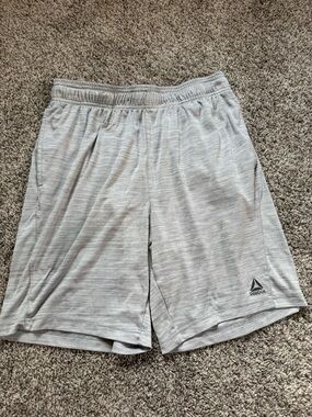 Reebok Men's Gray Heather Athletic Shorts